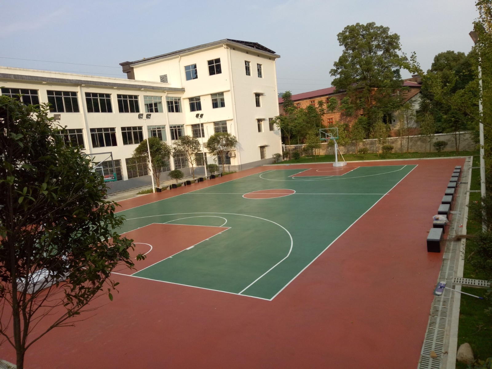 篮球场.jpg